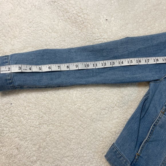 Draper James Ruffle Denim Jacket Size Small - Picture 6 of 7